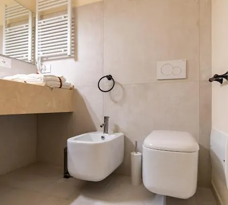 Orsini Del Balzo Apartment