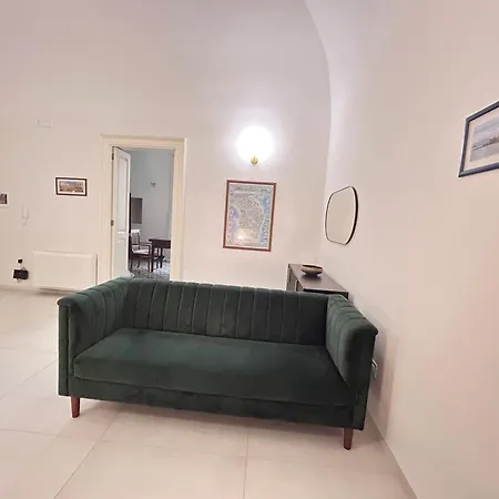 Orsini Del Balzo Lägenhet *
